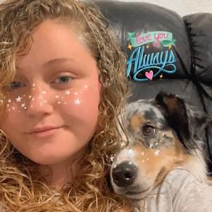 Meet your Posher, Alissia